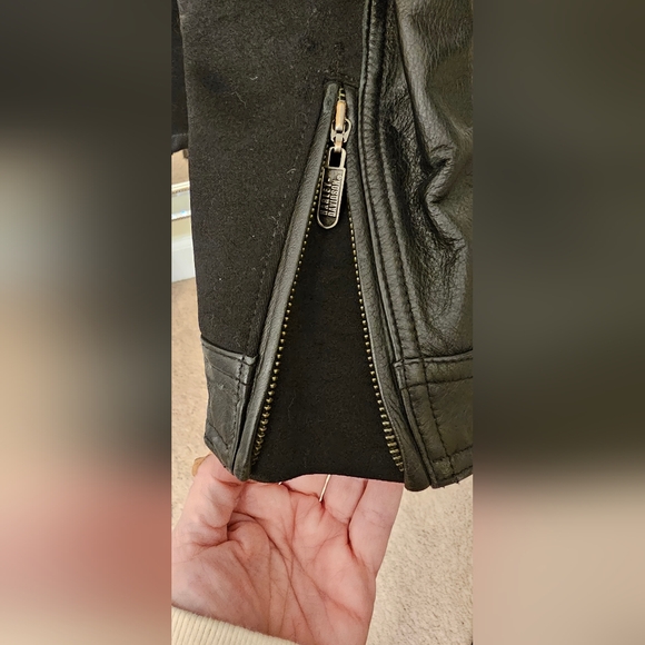 Ladies Harley Davidson jacket - Picture 3 of 7